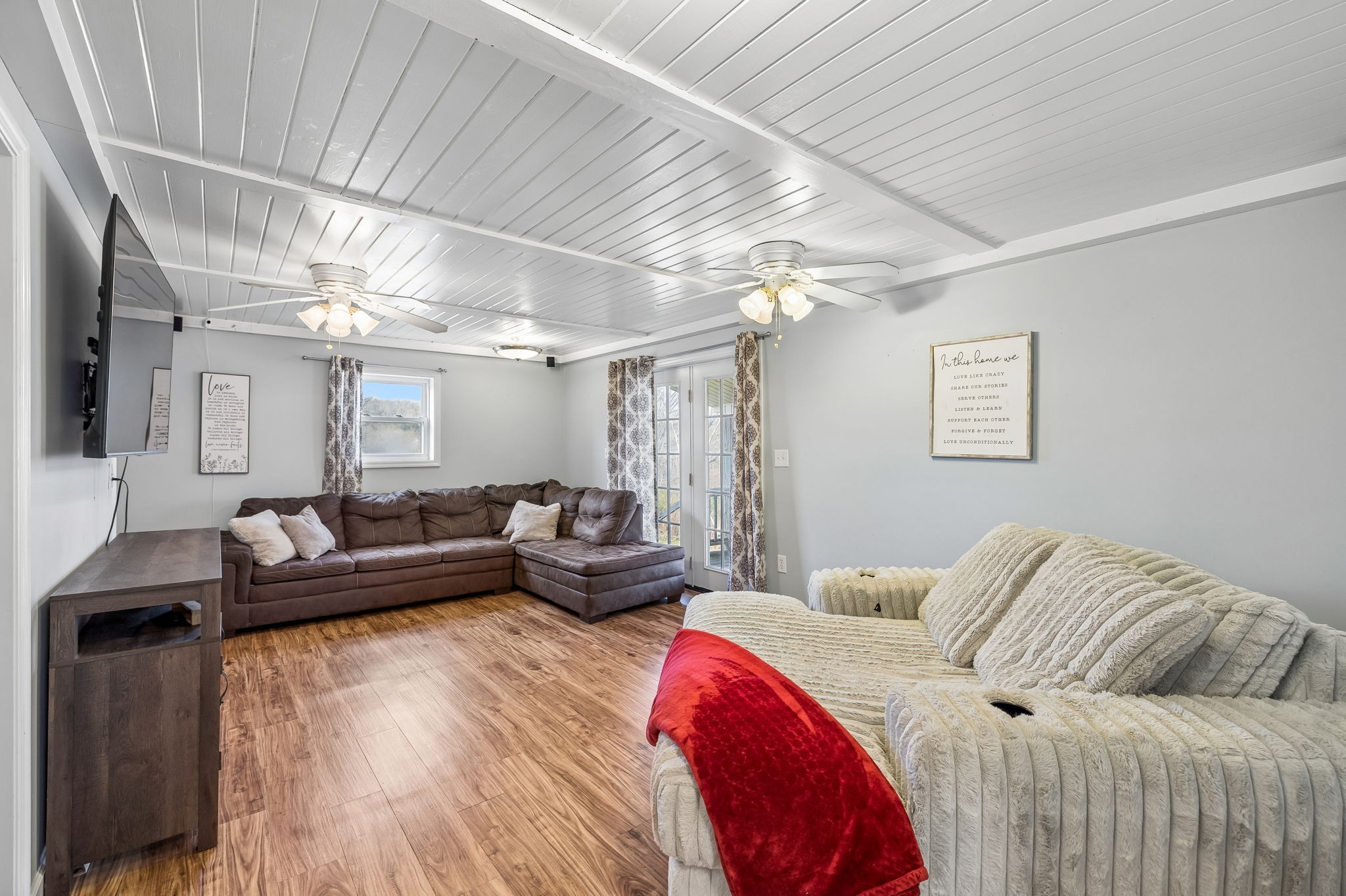 635 Cane Creek Road Hohenwald, TN 38462 - Photo 4 of 99