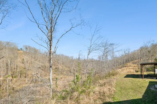 $899,900 | 635 Cane Creek Road, Hohenwald, TN 38462