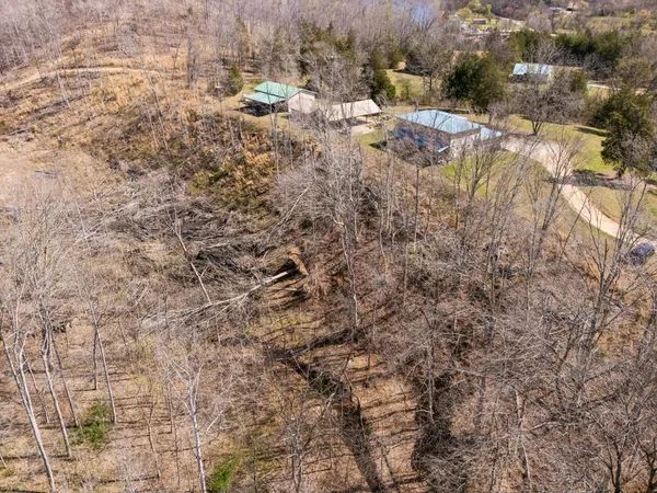 $899,900 | 635 Cane Creek Road, Hohenwald, TN 38462