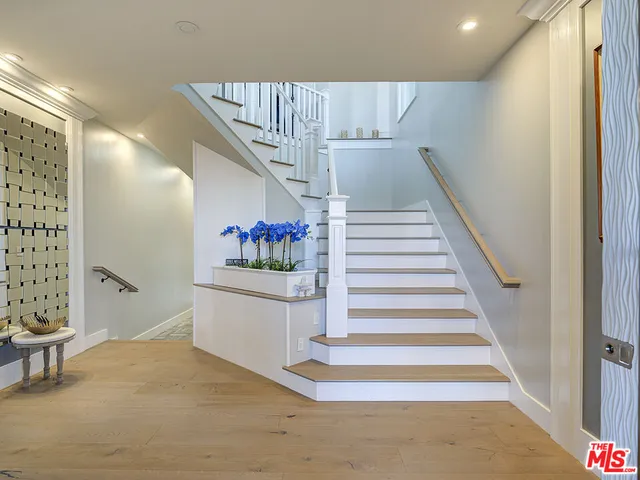 $22,000 | 7800 Veragua Drive, Unit 1, Playa del Rey, CA 90293