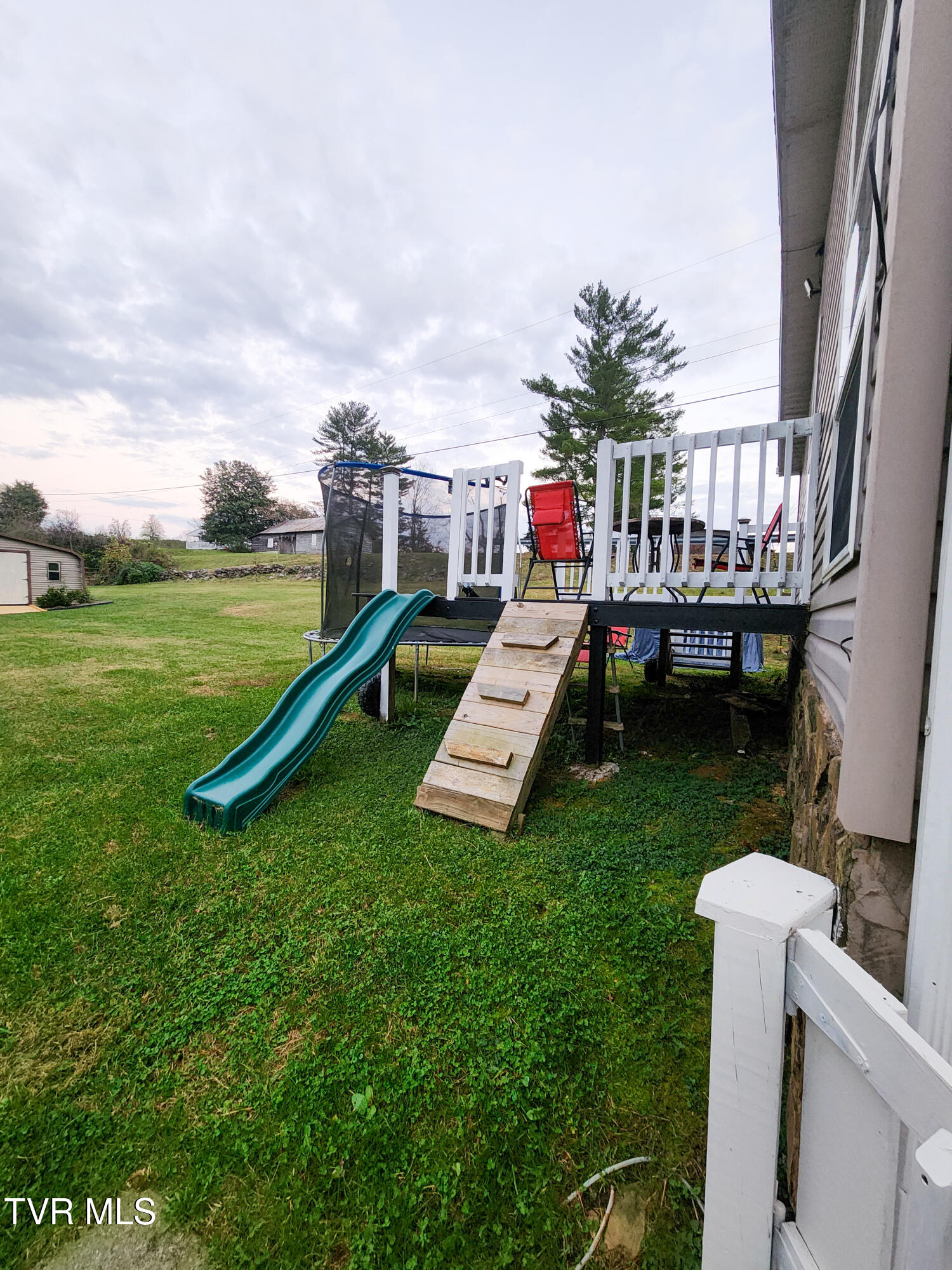 412 Egypt Road Bluff City, TN 37618 - Photo 11 of 16 412 Egypt-11