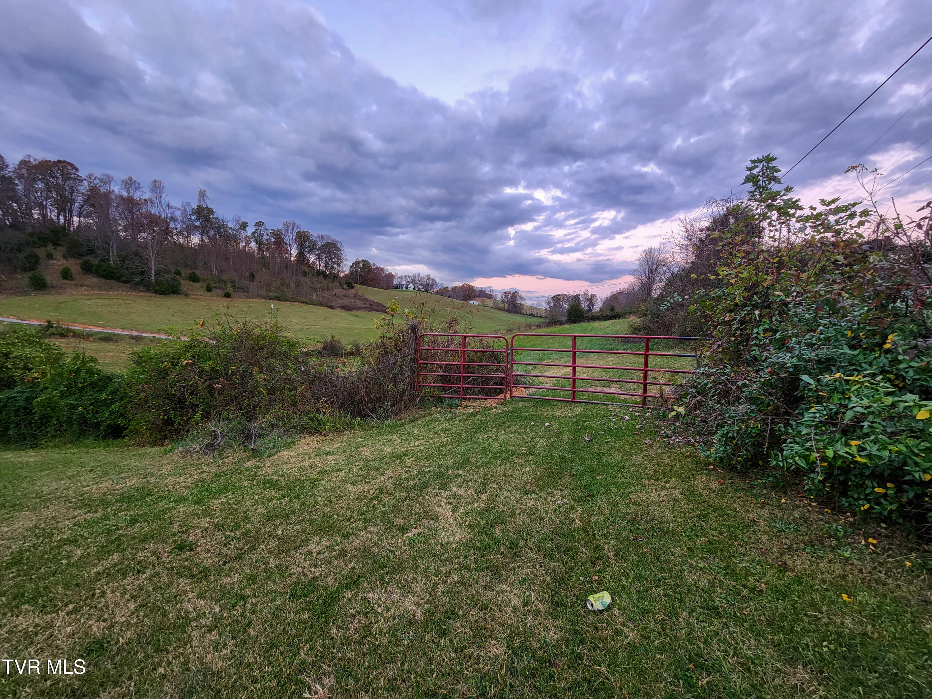 412 Egypt Road Bluff City, TN 37618 - Photo 13 of 16 412 Egypt-13