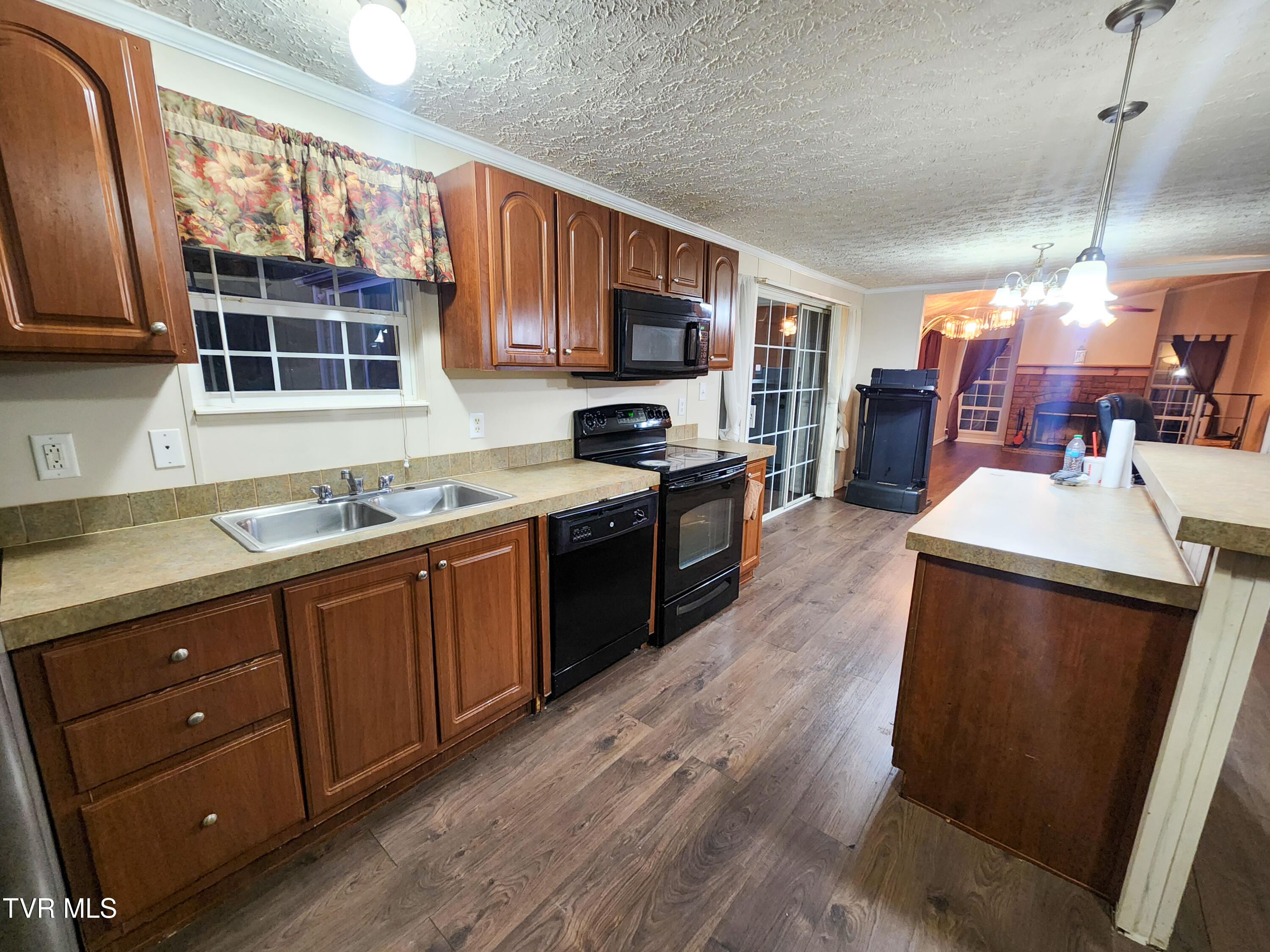 412 Egypt Road Bluff City, TN 37618 - Photo 2 of 16 412 Egypt-02