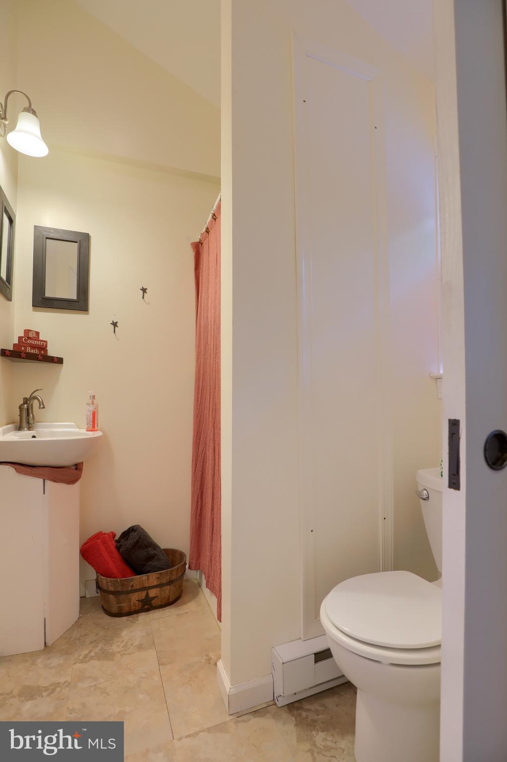 250 Green Valley Road York, PA 17403 - Photo 21 of 41 Gallery Image 21
