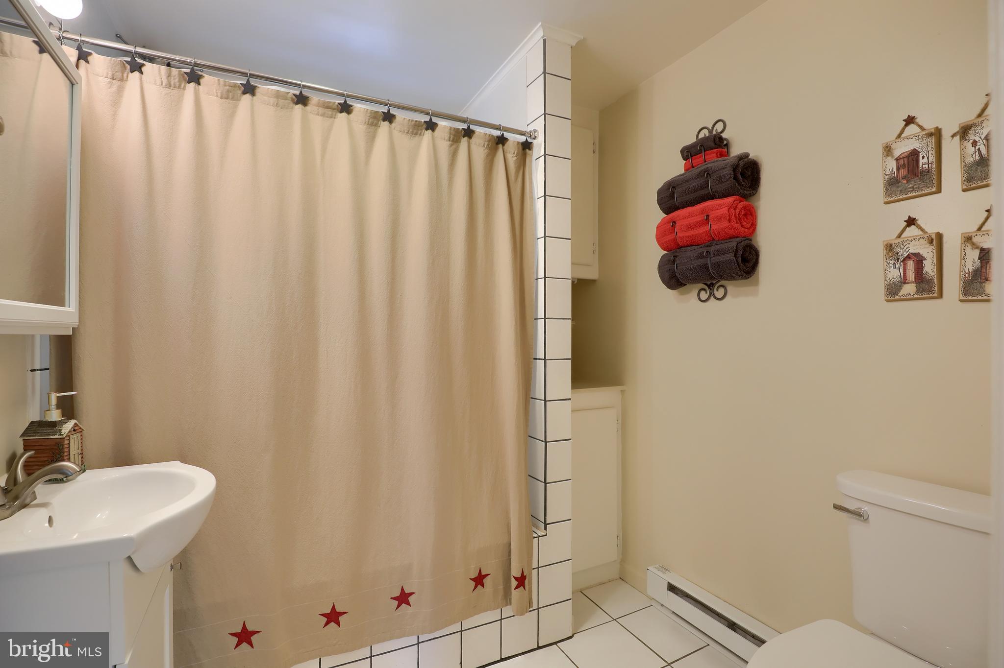250 Green Valley Road York, PA 17403 - Photo 22 of 41 Gallery Image 22