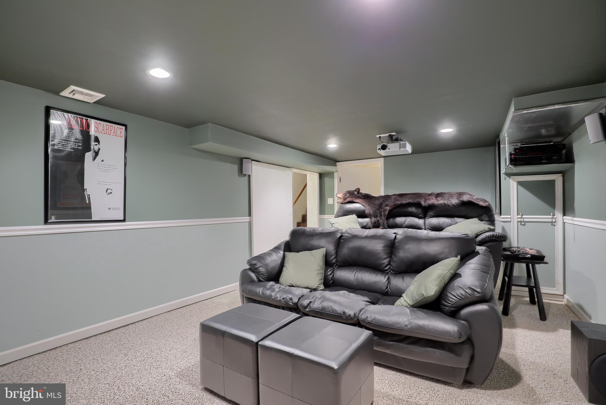 250 Green Valley Road York, PA 17403 - Photo 27 of 41 Gallery Image 27