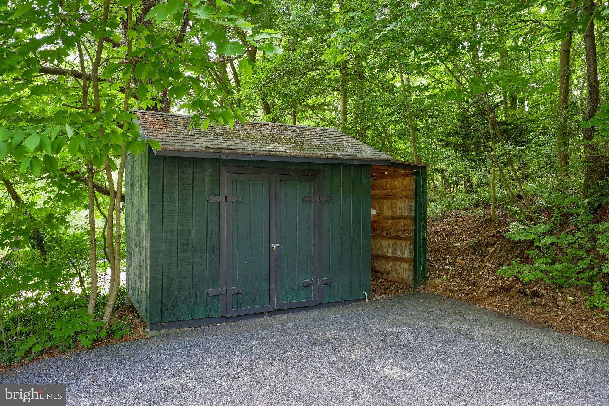 250 Green Valley Road York, PA 17403 - Photo 38 of 41 Gallery Image 38