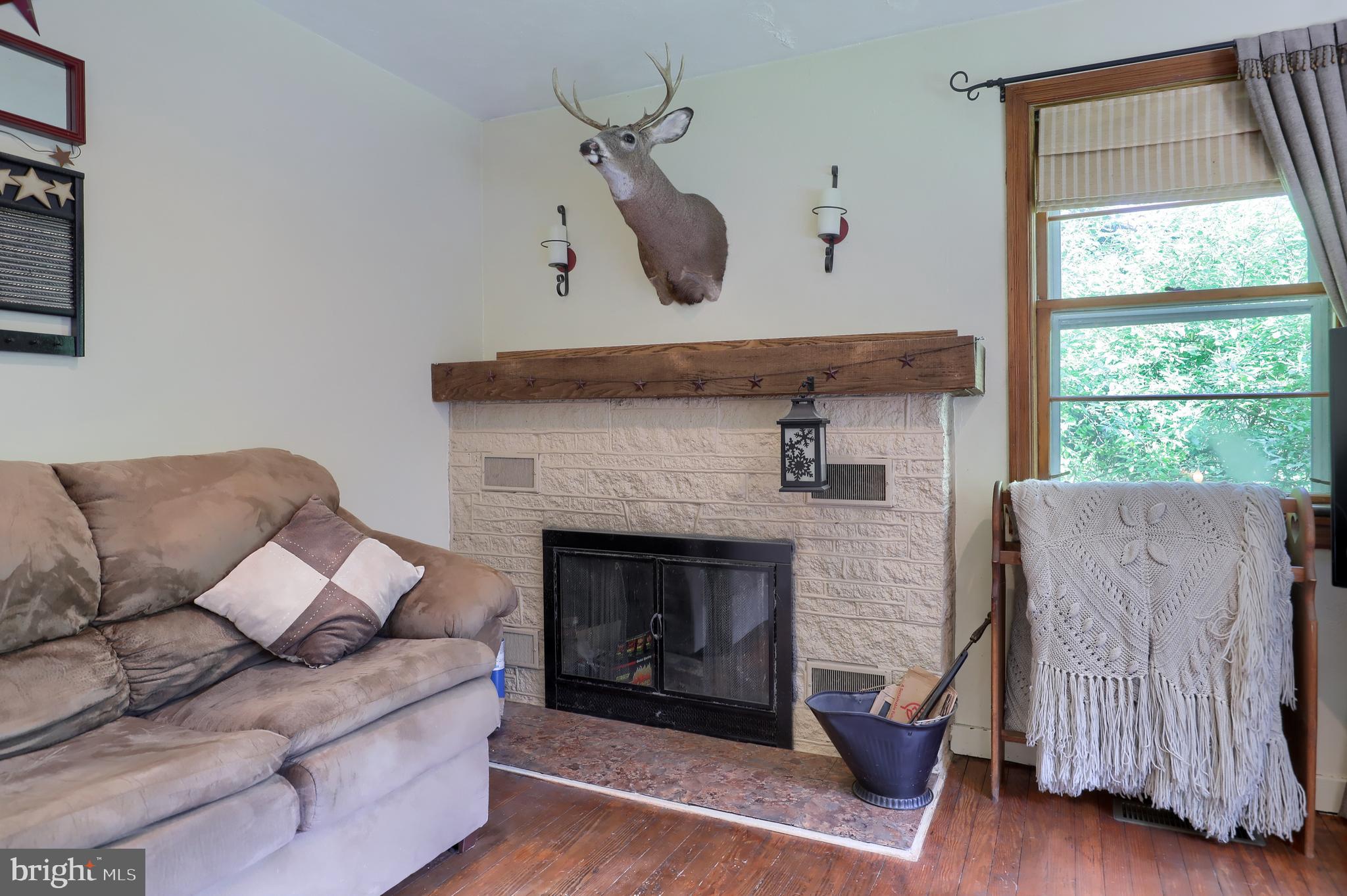 250 Green Valley Road York, PA 17403 - Photo 8 of 41 Gallery Image 8