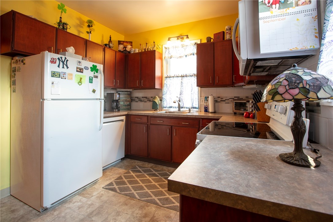 108 Boardman Street Rochester, NY 14607 - Photo 11 of 32