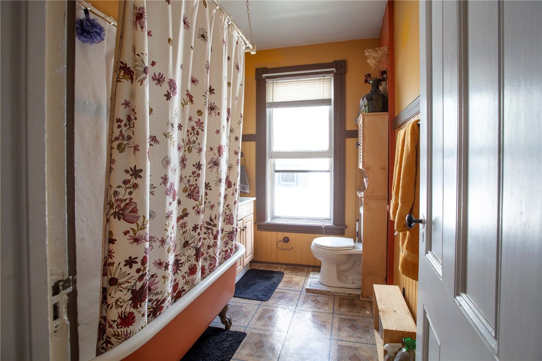 108 Boardman Street Rochester, NY 14607 - Photo 23 of 32