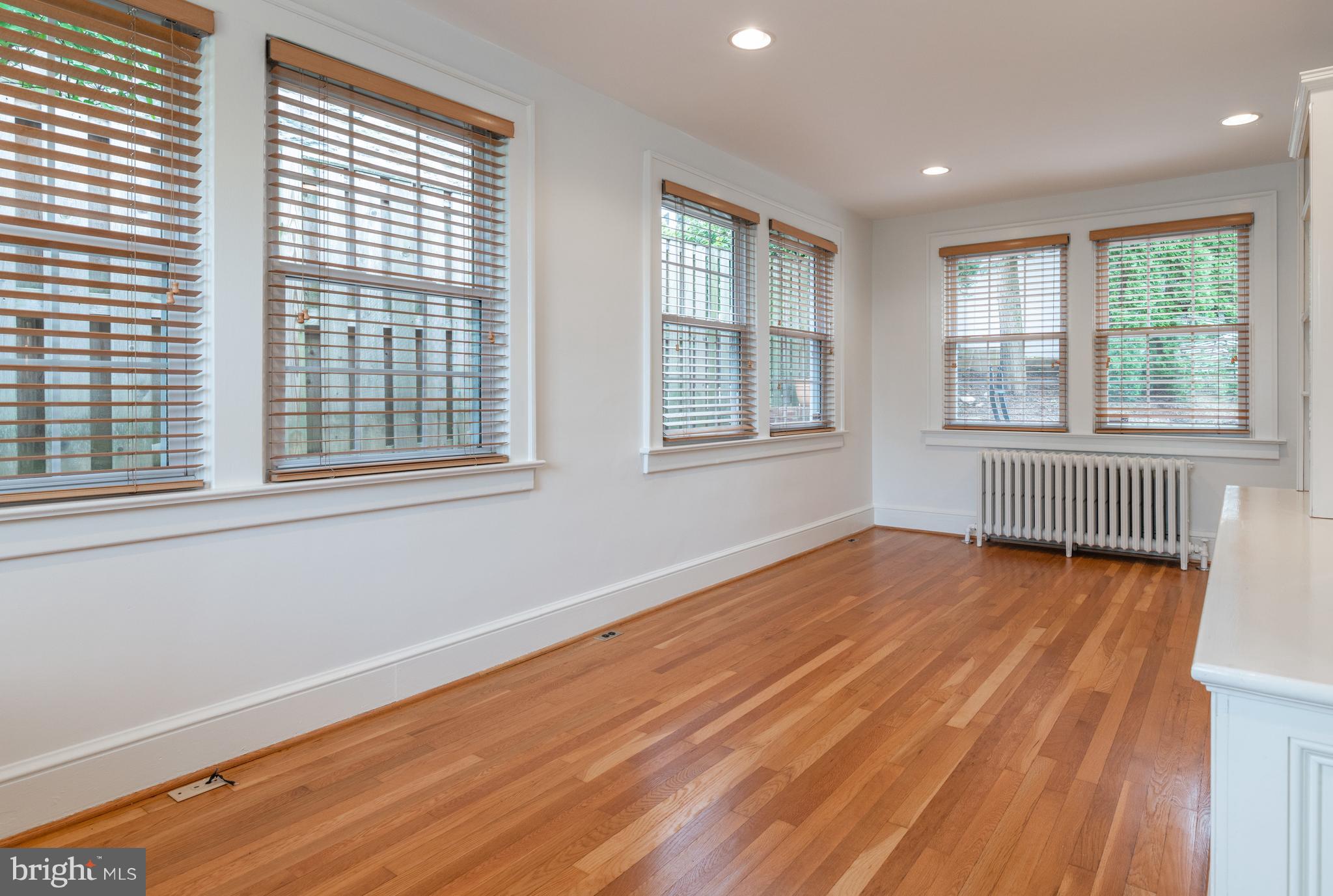 6036 Fort Hunt Road Alexandria, VA 22307 - Photo 19 of 52 Main Level Den- another view