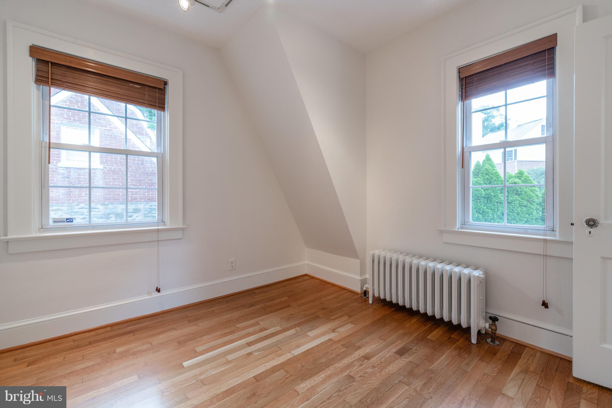 6036 Fort Hunt Road Alexandria, VA 22307 - Photo 26 of 52 Bedroom# 2