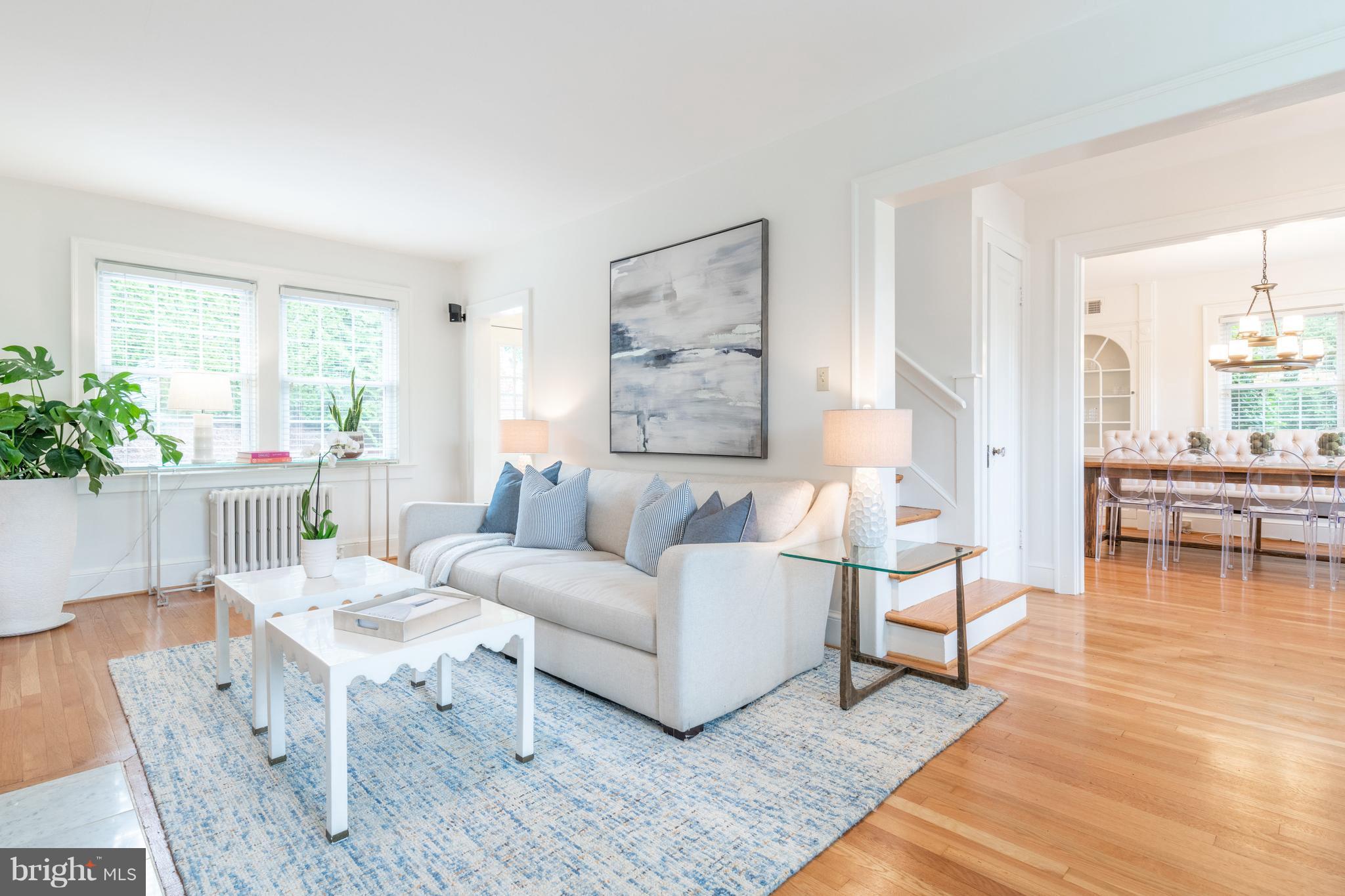 6036 Fort Hunt Road Alexandria, VA 22307 - Photo 10 of 52 Great entertaining circular flow