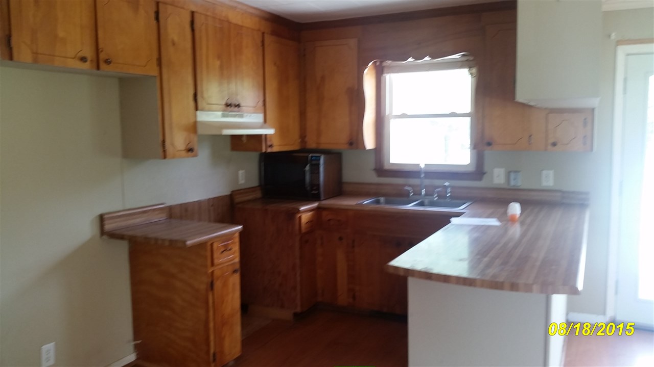 306 Tribble Street Honea Path, SC 29654 - Photo 4 of 9