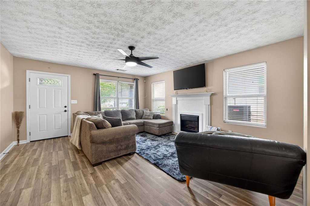 5089 Summerview Way Morrow, GA 30260 - Photo 4 of 24