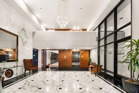 $849,000 | 880 West 1st Street, Unit 302, Los Angeles, CA 90012