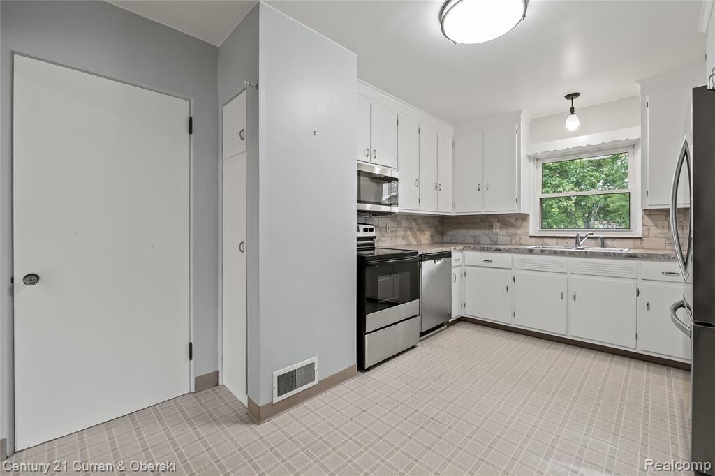 901 City Road Manchester, MI 48158 - Photo 8 of 50 Gallery Image 8