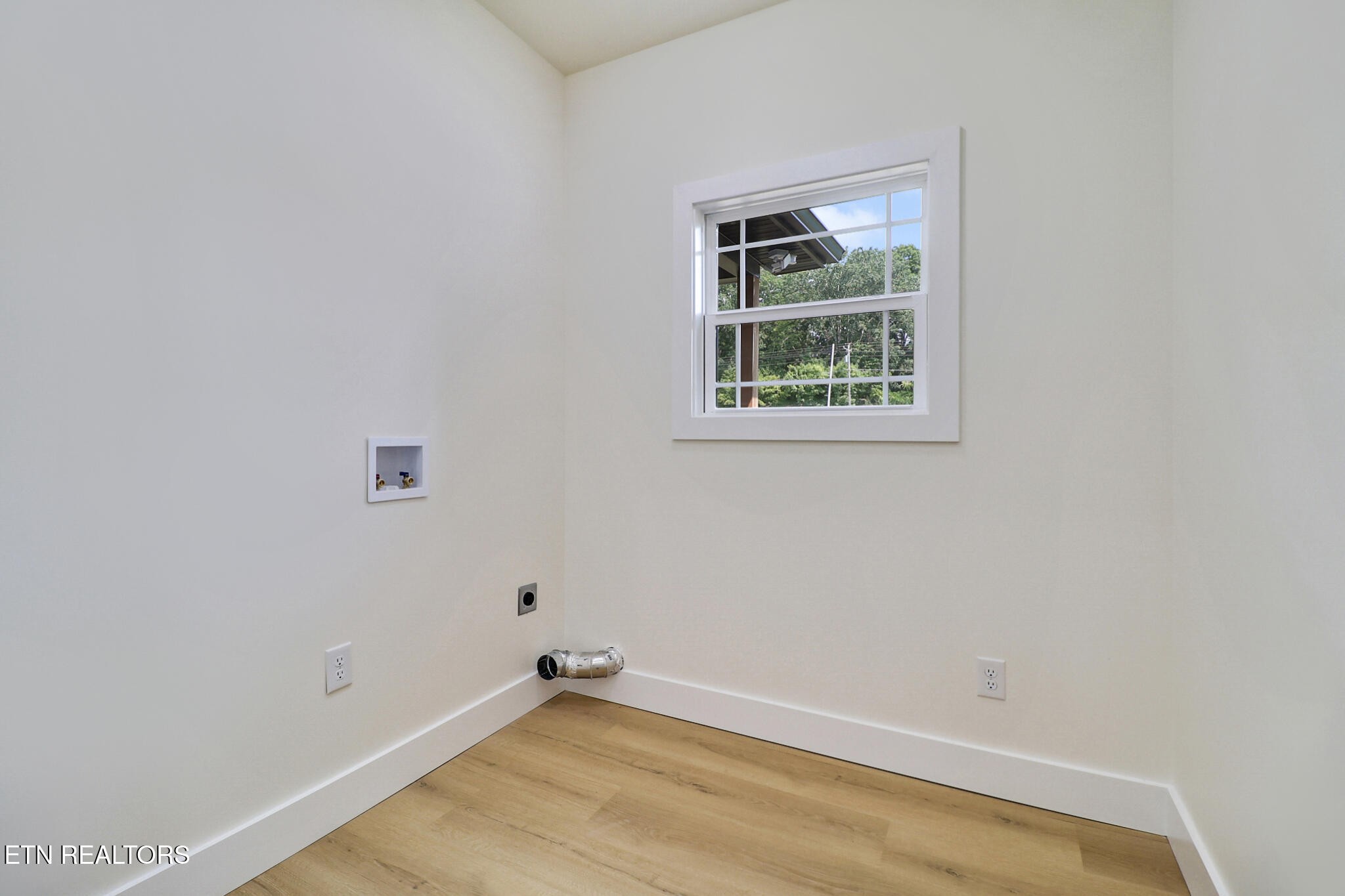 1458 Taylor Place Road Jamestown, TN 38556 - Photo 23 of 35 Gallery Image 23