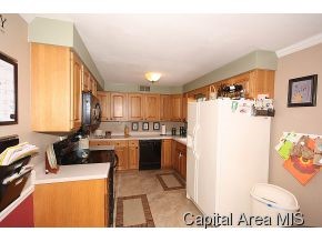 133 Nottingham Road Springfield, IL 62704 - Photo 5 of 19