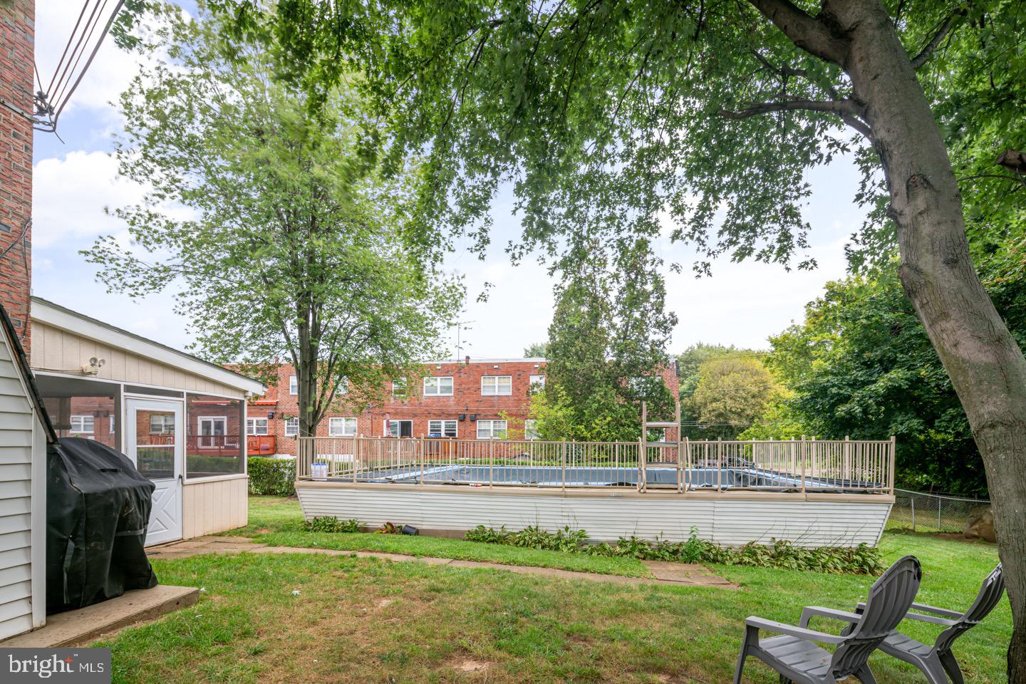 12482 Balston Road Philadelphia, PA 19154 - Photo 5 of 30 a view of backyard with swimming pool
