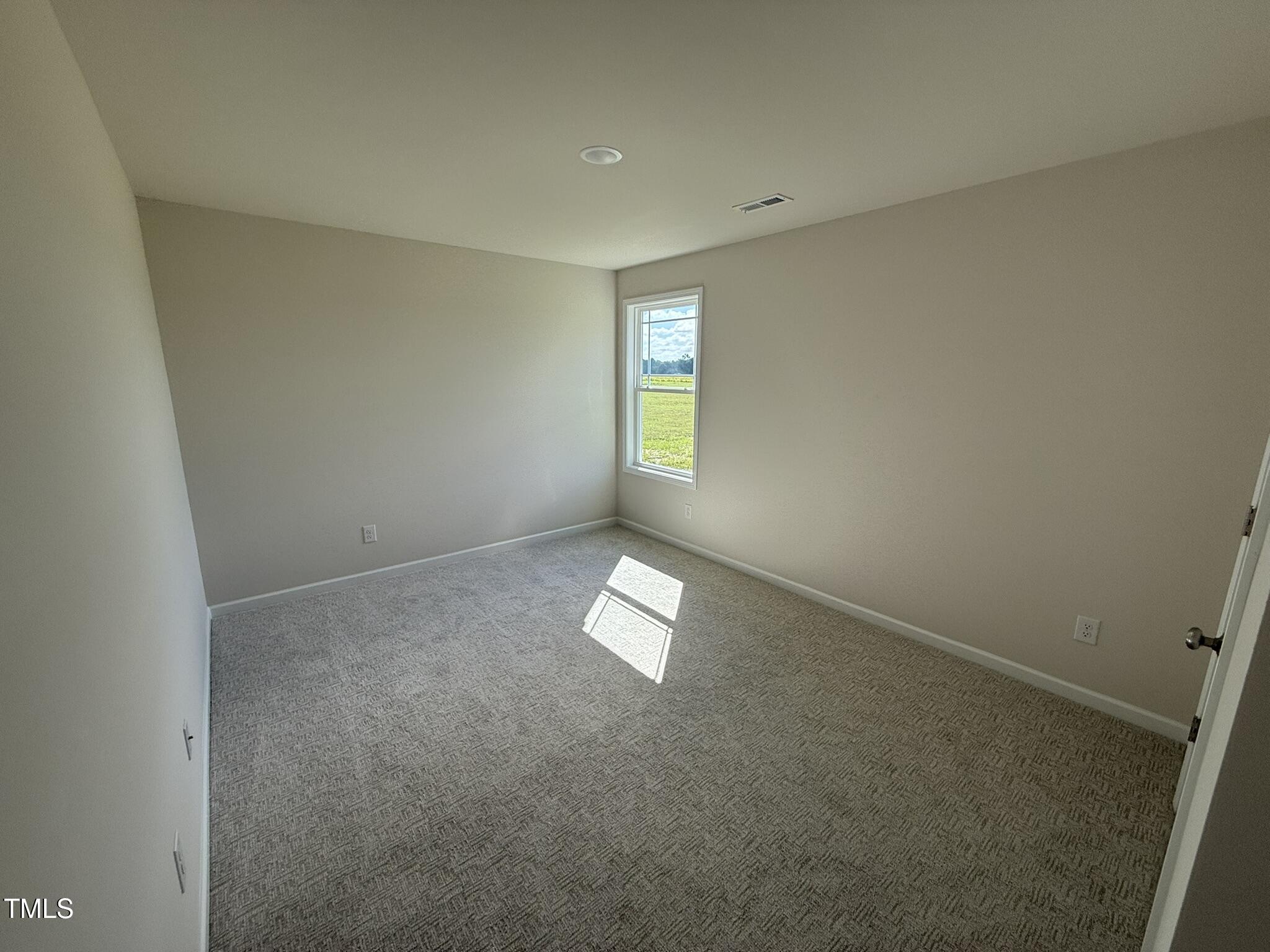 139 Grace Ridge Benson, NC 27504 - Photo 13 of 16 IMG_2795