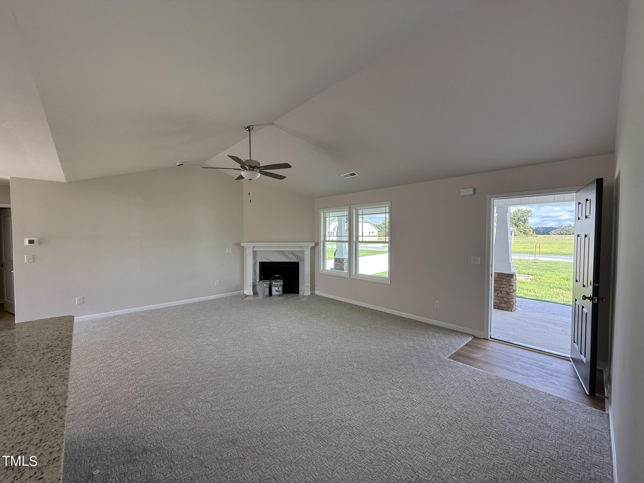 139 Grace Ridge Benson, NC 27504 - Photo 3 of 16 IMG_2785