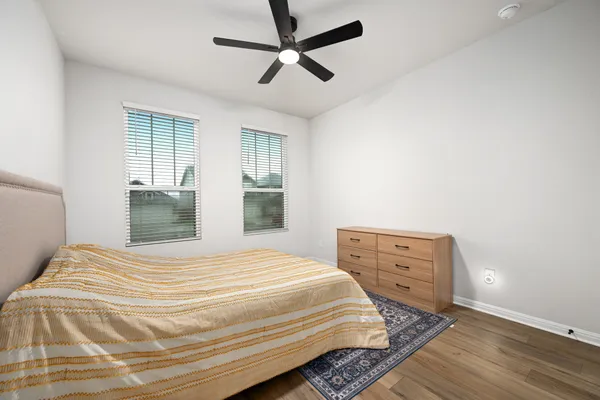 $2,100 | 236 Travis Lane, Liberty Hill, TX 78642