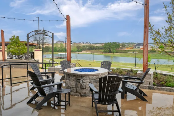 $2,100 | 236 Travis Lane, Liberty Hill, TX 78642
