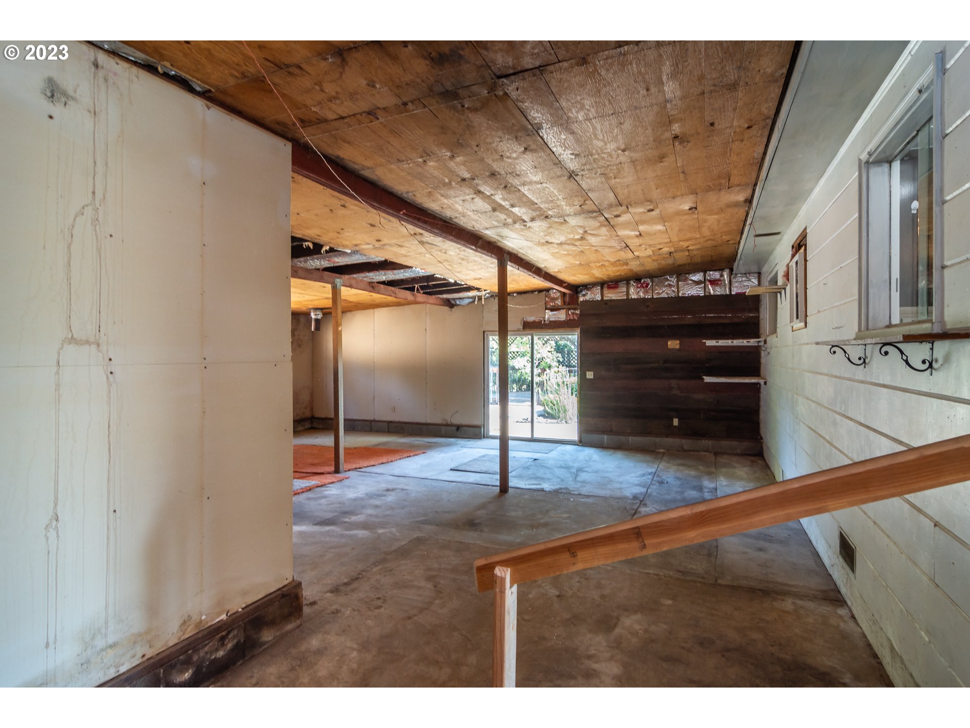 959 Doerner Road Roseburg, OR 97471 - Photo 36 of 40 a view of room