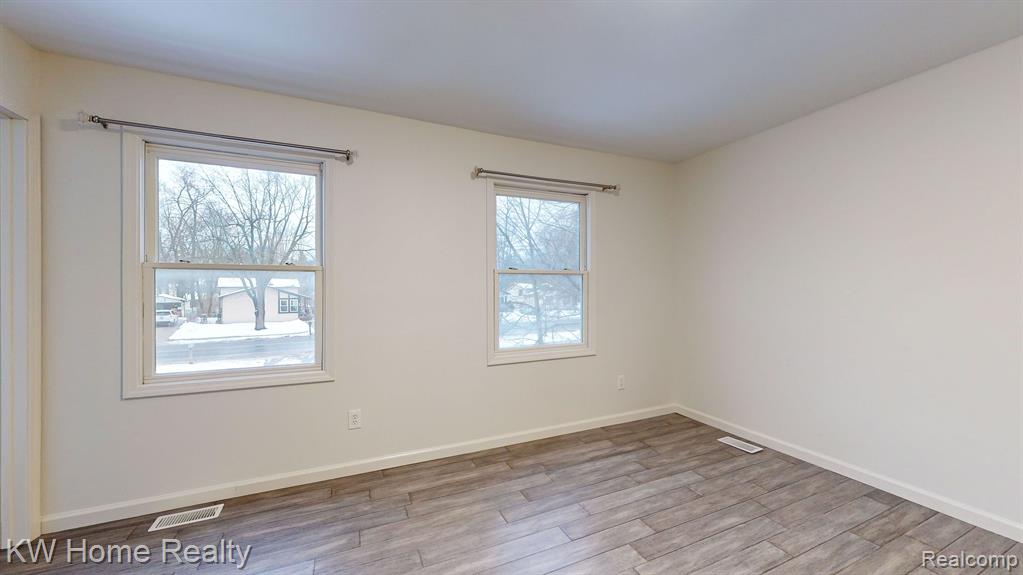 701 Miller Road Lake Orion, MI 48362 - Photo 9 of 22 Gallery Image 9