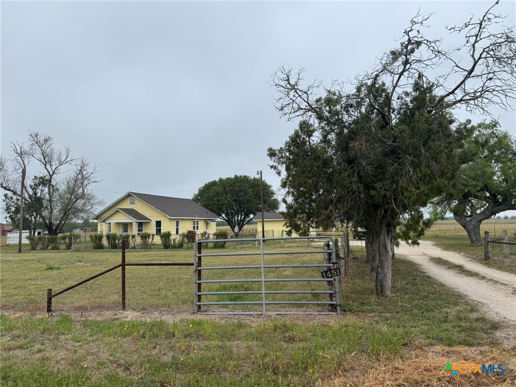 1451 Old Seguin Luling Road Seguin, TX 78155 - Photo 1 of 9