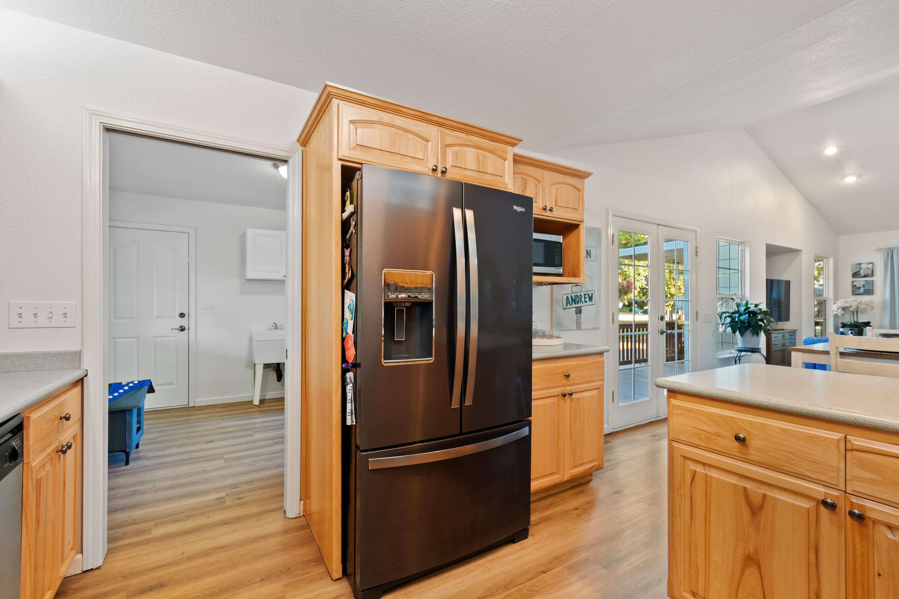 19962 Welcome Way Redding, CA 96002 - Photo 23 of 96 Main Home