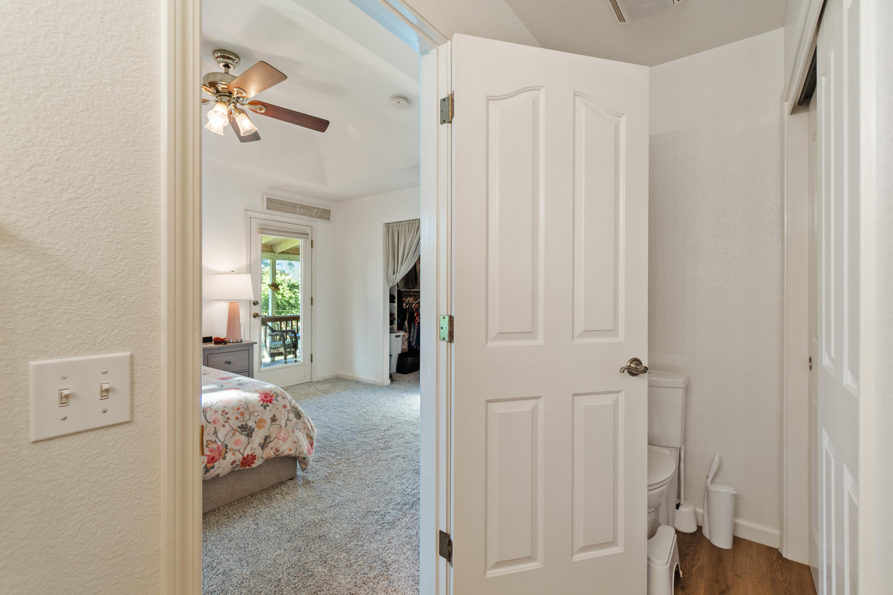 19962 Welcome Way Redding, CA 96002 - Photo 32 of 96 Primary Bathroom