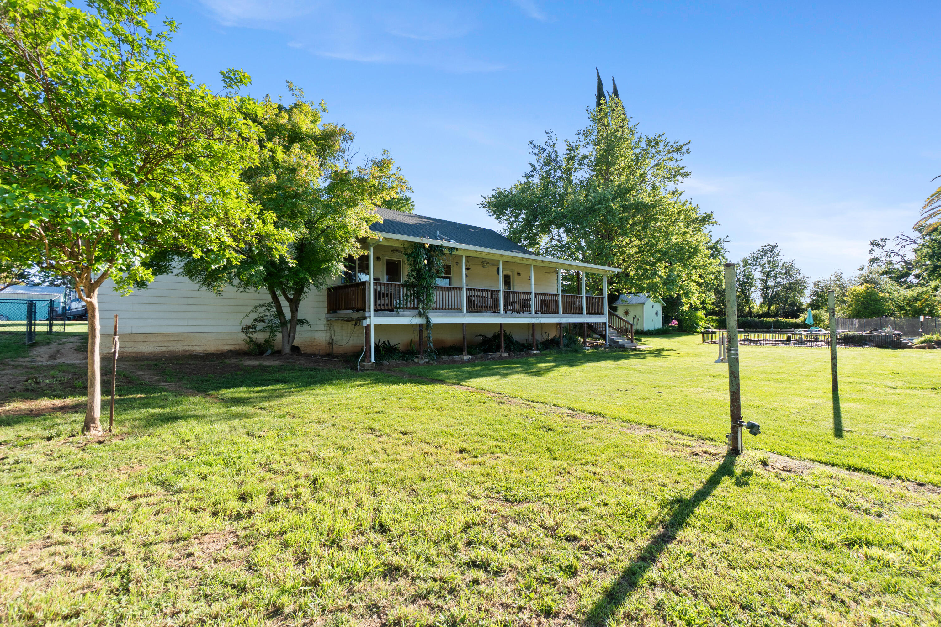 19962 Welcome Way Redding, CA 96002 - Photo 45 of 96 backyard