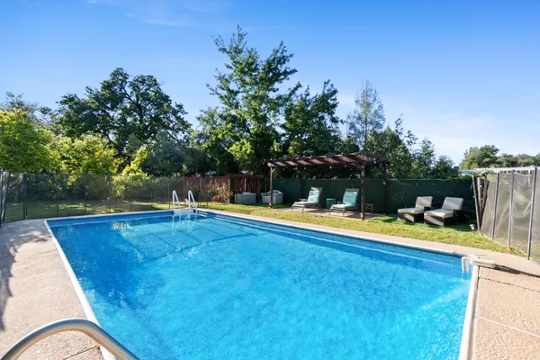 $650,000 | 19962 Welcome Way, Redding, CA 96002