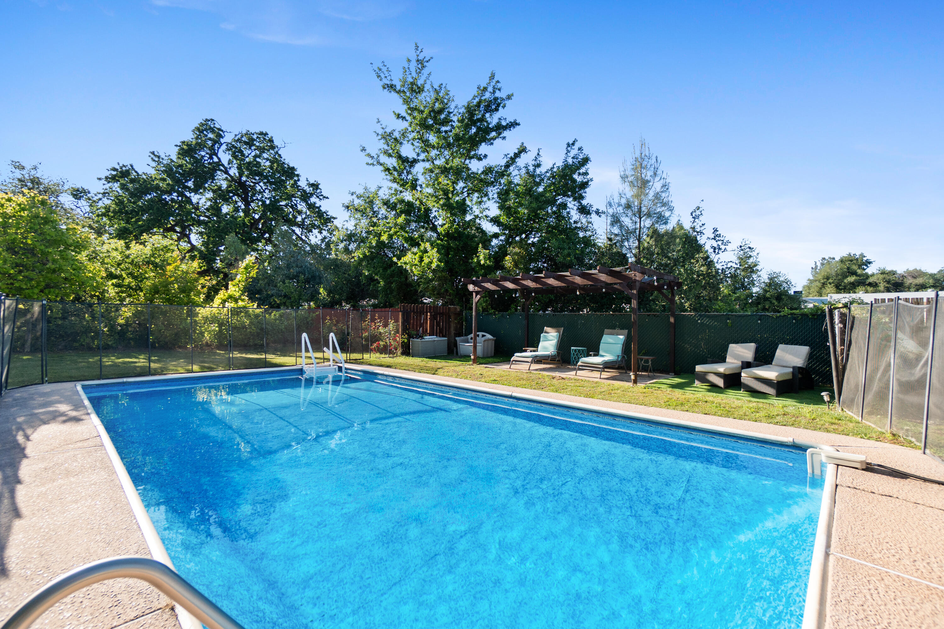 19962 Welcome Way Redding, CA 96002 - Photo 51 of 96 pool