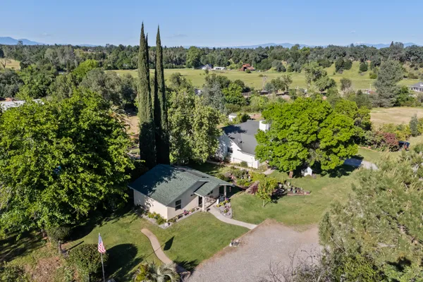 $650,000 | 19962 Welcome Way, Redding, CA 96002