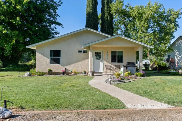 $650,000 | 19962 Welcome Way, Redding, CA 96002