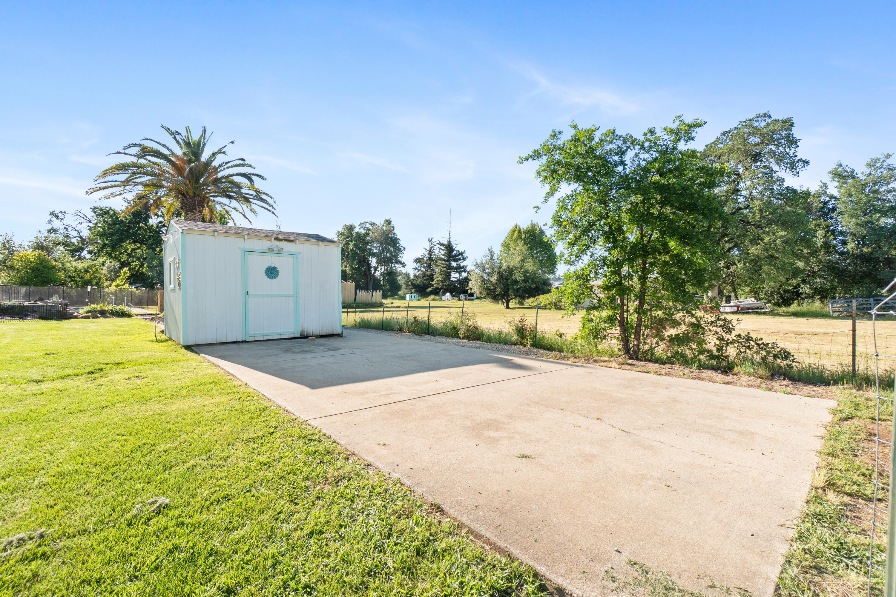 19962 Welcome Way Redding, CA 96002 - Photo 90 of 96 Tool shed