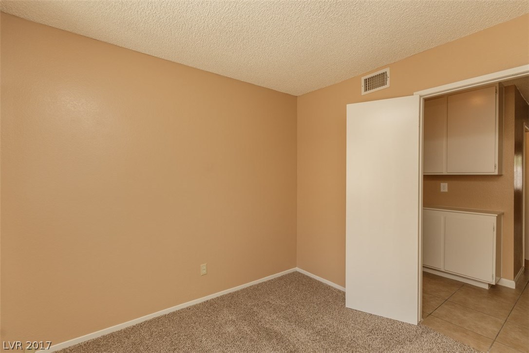 3113 Valleywood Road Henderson, NV 89014 - Photo 19 of 34