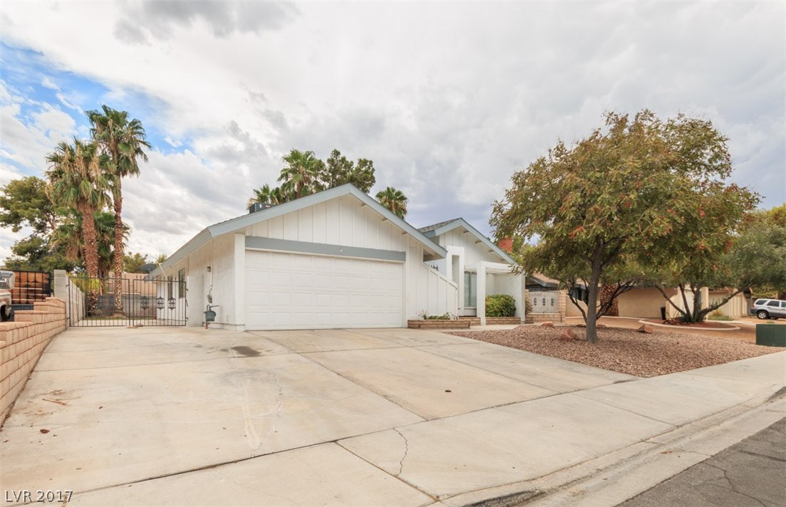 3113 Valleywood Road Henderson, NV 89014 - Photo 2 of 34