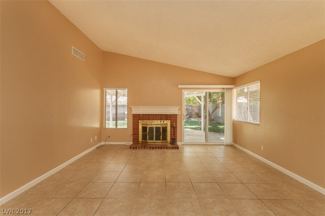 3113 Valleywood Road Henderson, NV 89014 - Photo 5 of 34