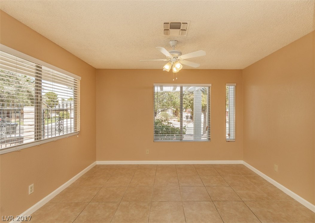 3113 Valleywood Road Henderson, NV 89014 - Photo 9 of 34