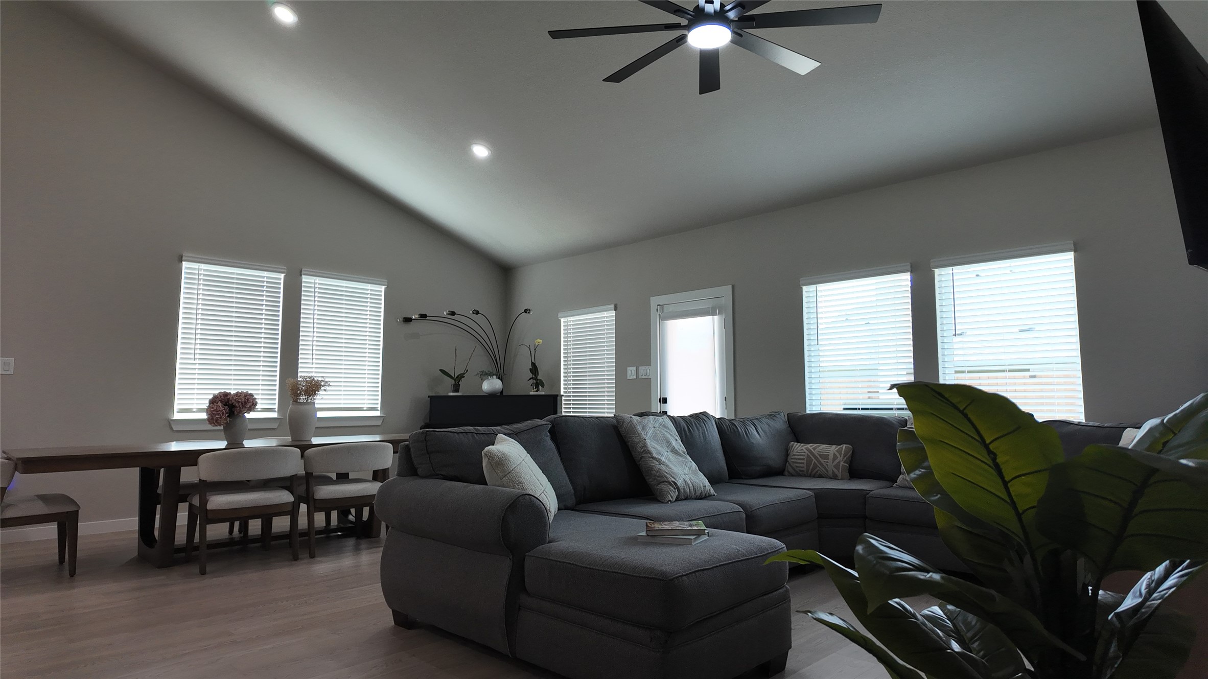 1578 King Rnch Road Conroe, TX 77301 - Photo 7 of 25 Gallery Image 7
