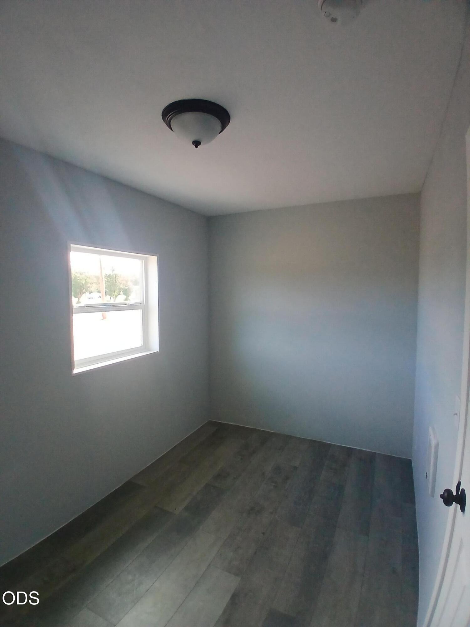 323 Commercial Street Klamath Falls, OR 97601 - Photo 12 of 31