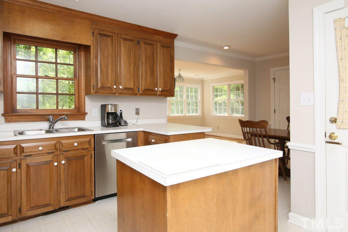 7313 Still Pond Court Raleigh, NC 27613 - Photo 8 of 25 Gallery Image 8