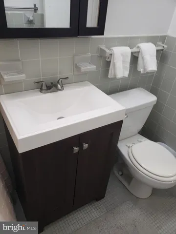 $1,800 | 1121 Arlington Boulevard, Unit 624, Arlington, VA 22209