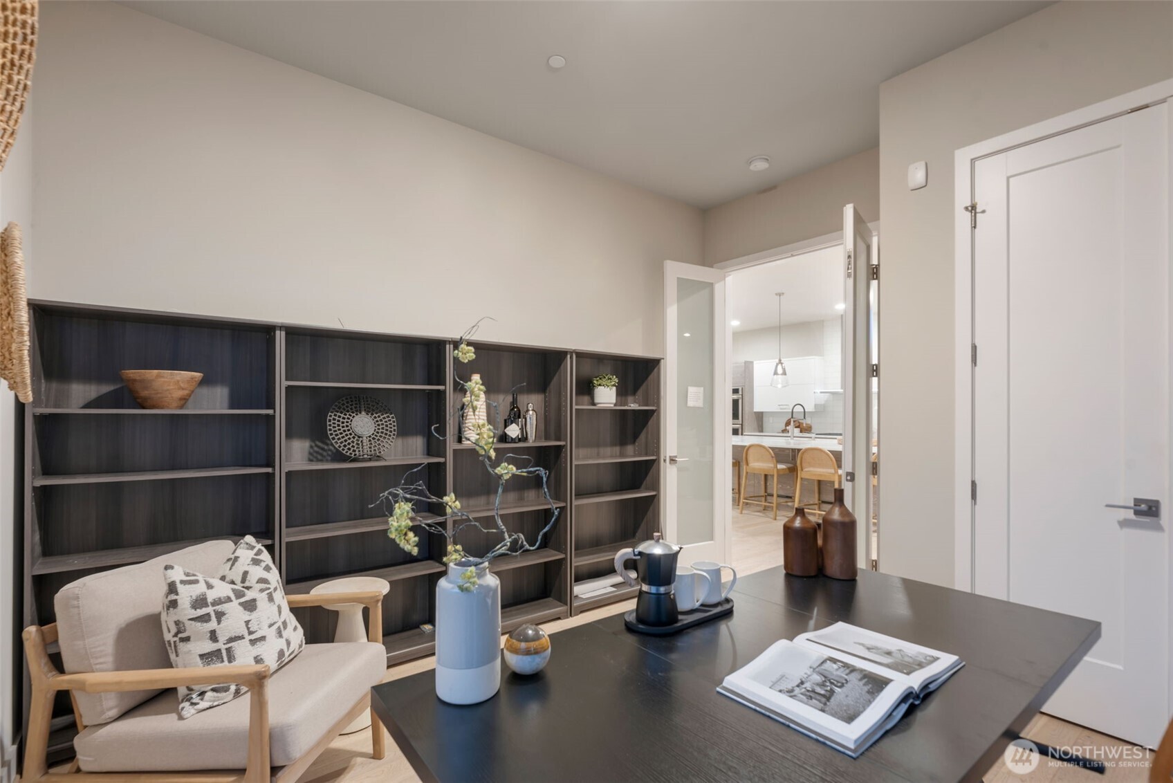 3208 89th Place Southeast Mercer Island, WA 98040 - Photo 13 of 39