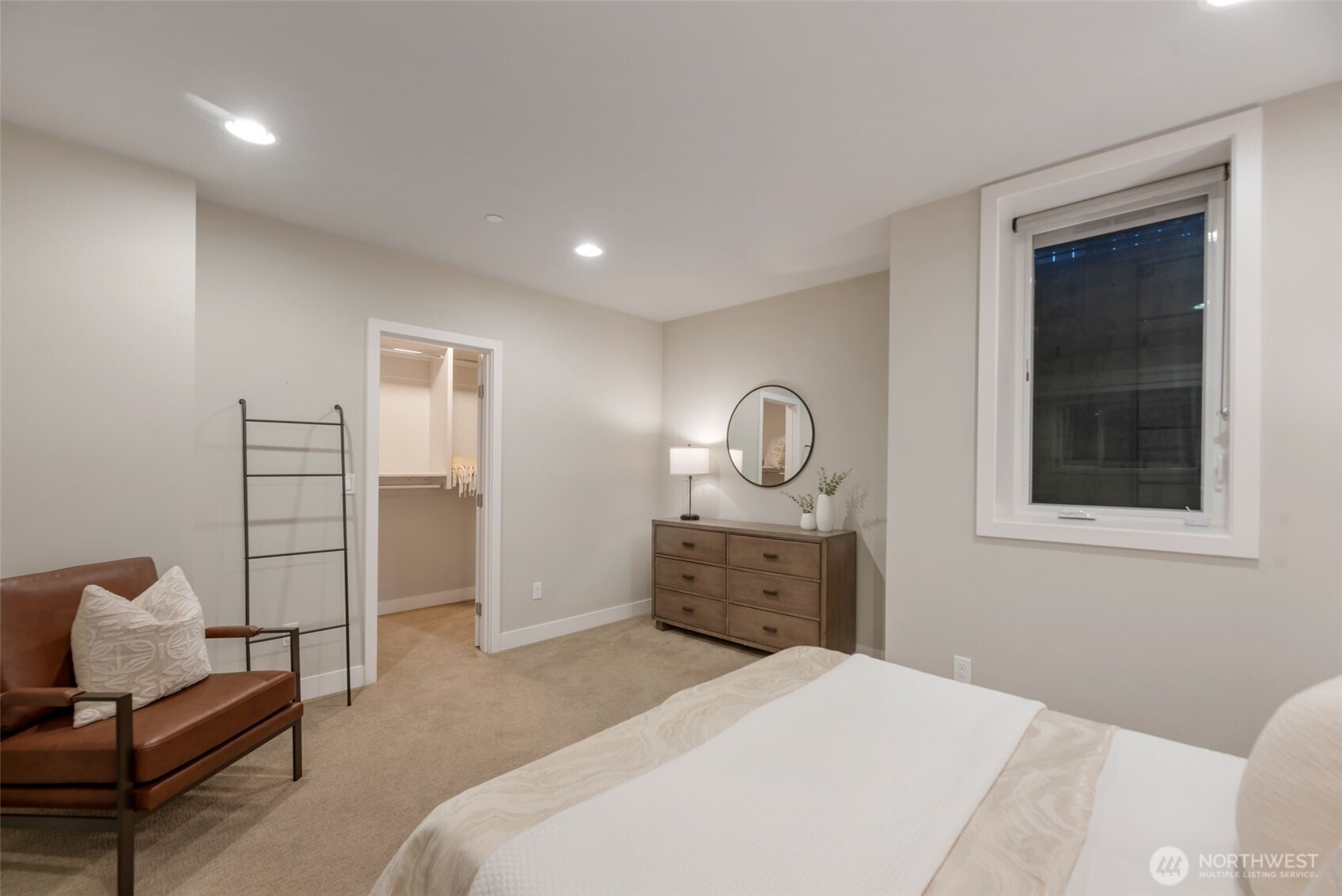 3208 89th Place Southeast Mercer Island, WA 98040 - Photo 29 of 39