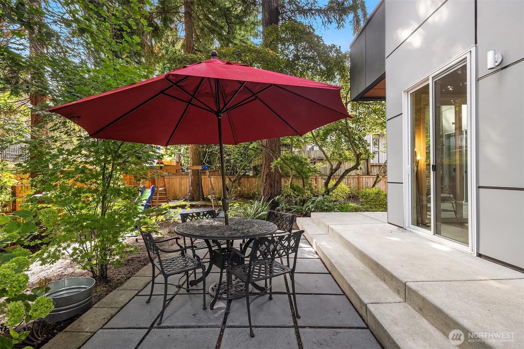 3208 89th Place Southeast Mercer Island, WA 98040 - Photo 32 of 39